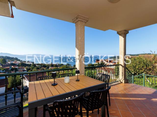 Chalet, Cangas