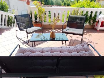 Chalet, Cangas