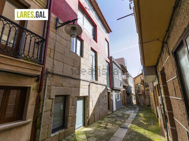Chalet, Cangas