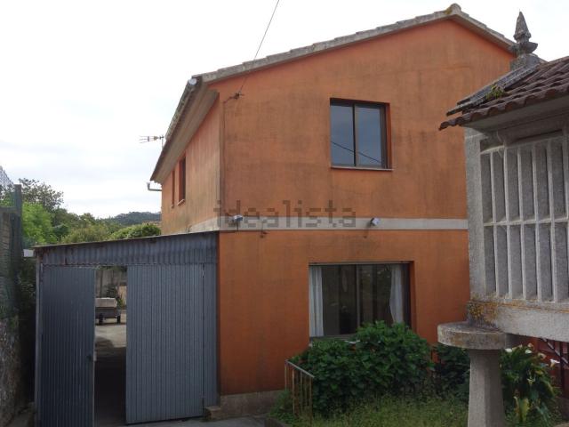 Chalet, Cangas