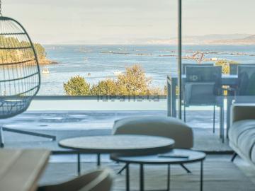 Chalet, Cangas