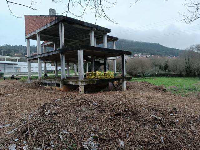 Chalet, Cangas