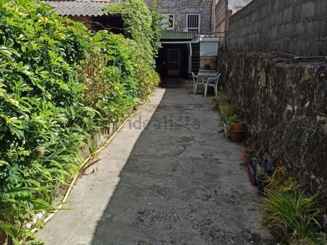 Chalet, Cangas
