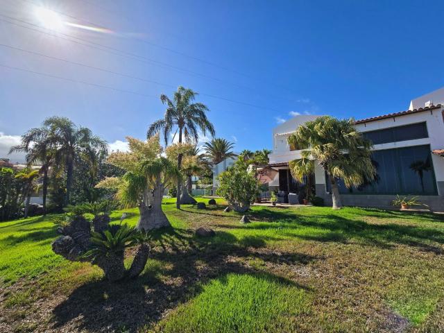 Chalet, Candelaria