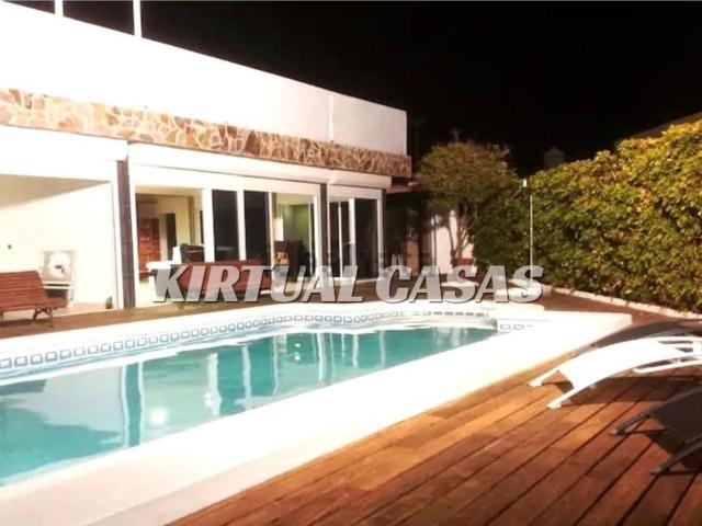 Chalet, Candelaria