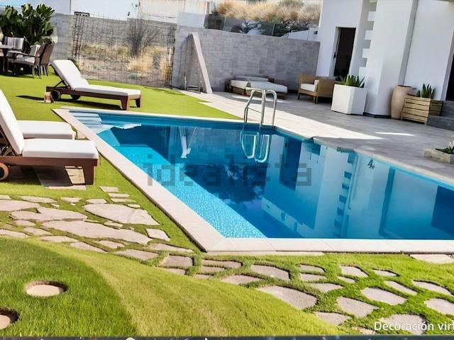 Chalet, Candelaria