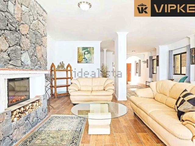 Chalet, Candelaria
