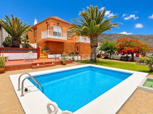 Chalet, Candelaria