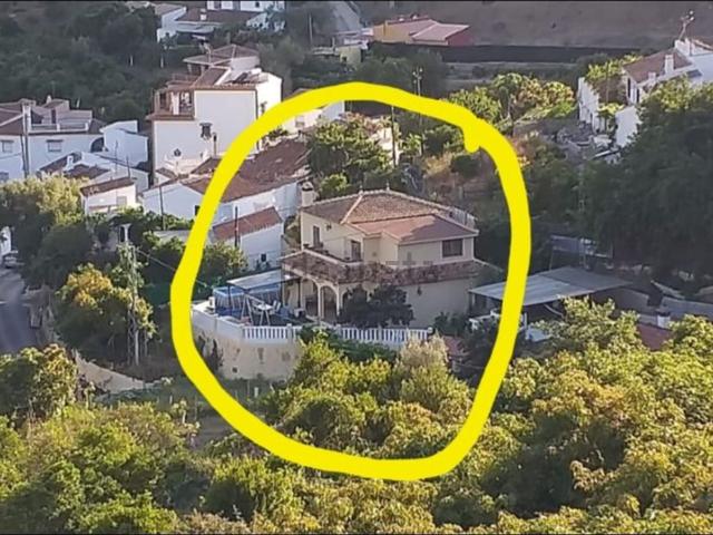 Chalet, Canillas de Aceituno