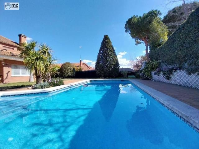 Chalet, Canovelles