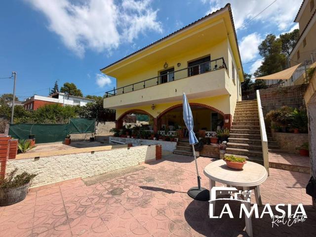 Chalet, Canyelles