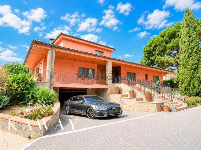 Chalet, Cardedeu