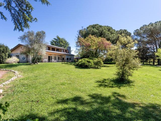 Chalet, Cardedeu