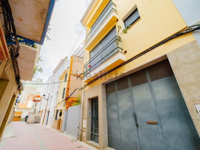 Chalet, Casco Histórico, Castellón de la Plana / Castello de la Plana