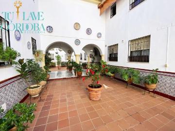 Calle Fernán Pérez de Oliva, Centro de Córdoba, Las Quemadas, Córdoba, Andalucía, Andalucía