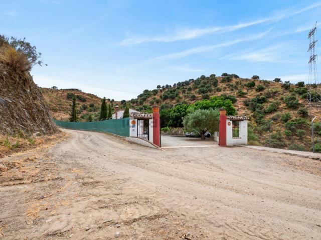 Chalet, Casarabonela