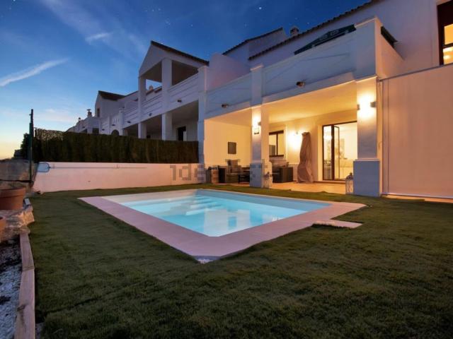 Chalet, Casares