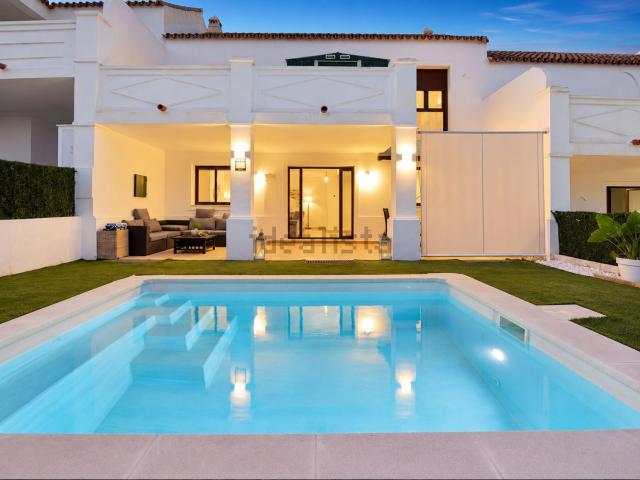 Chalet, Casares