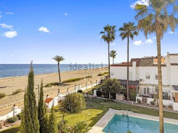 Chalet, Casares