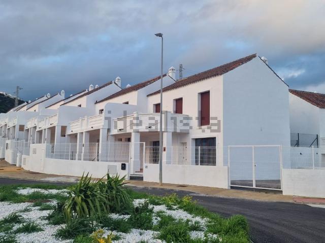 Chalet, Casares