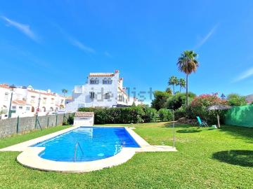 Chalet, Casares