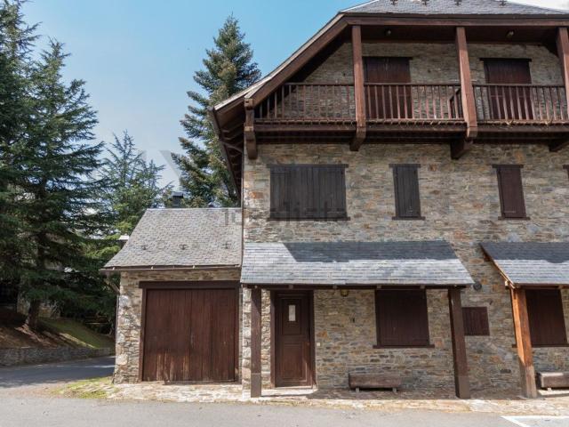 Chalet, Casarilh