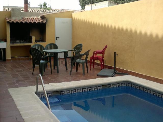 Chalet, Casas de Juan Nuñez