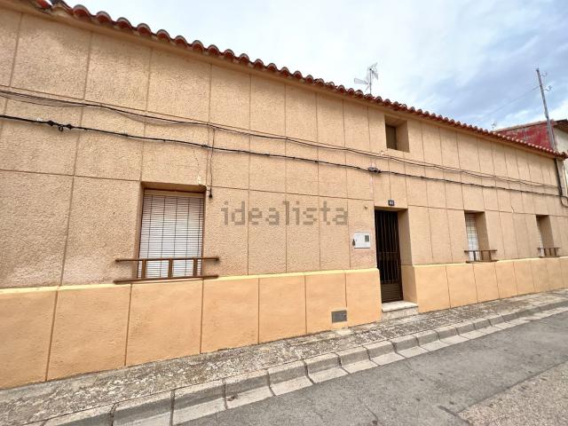 Chalet, Casas de Ves