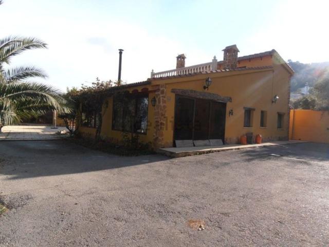 Chalet, Castalla