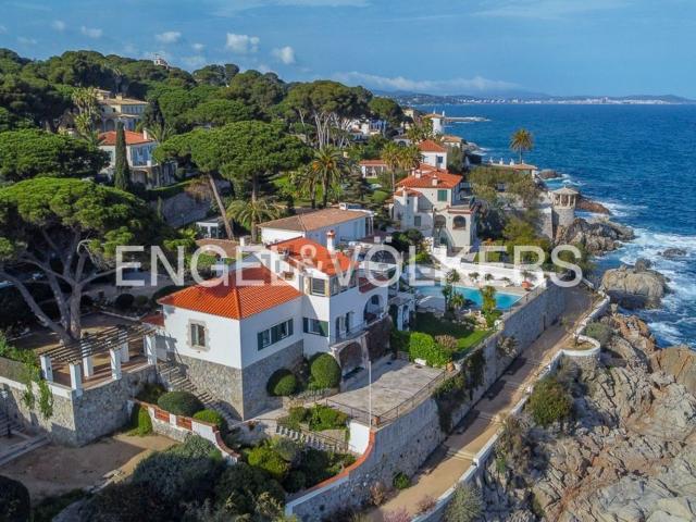 Chalet, Castell Platja d&apos Aro