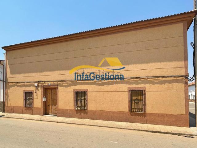 Chalet, Castellar de Santiago