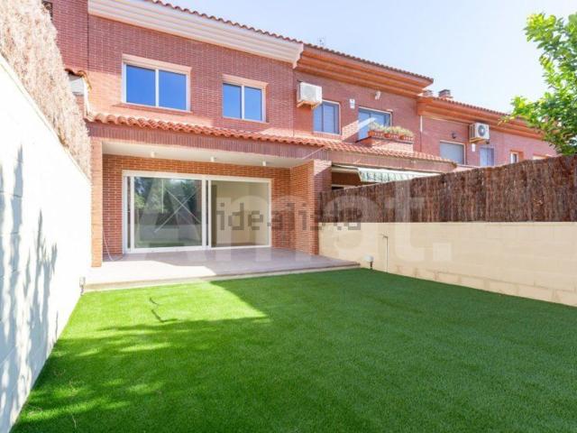 Chalet, Castellbisbal