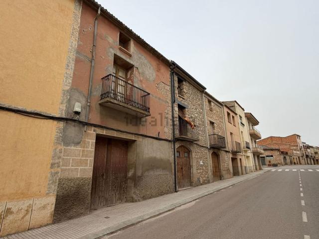 Chalet, Castelldans