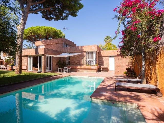 Chalet, Castelldefels