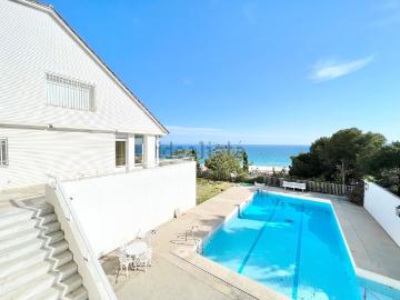 Chalet, Castelldefels