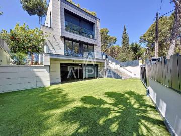 Chalet, Castelldefels