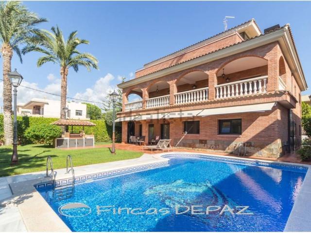 Chalet, Castelldefels