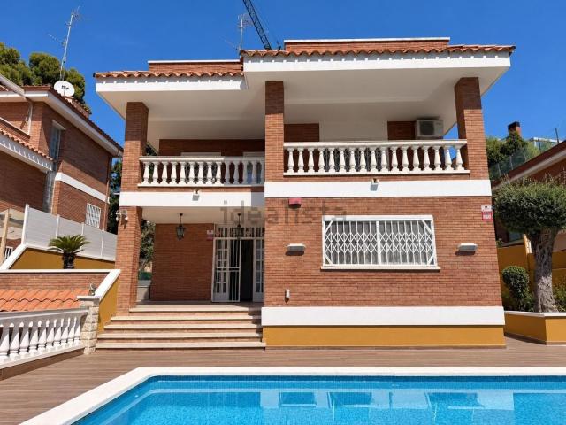 Chalet, Castelldefels