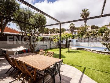 Chalet, Castelldefels