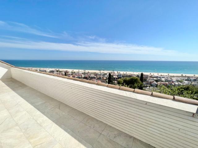 Chalet, Castelldefels