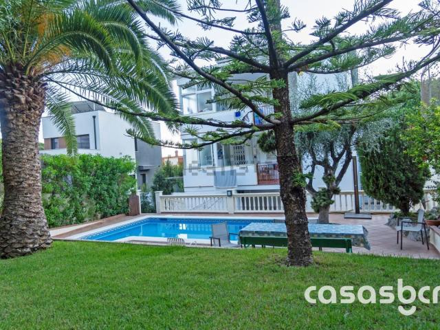 Chalet, Castelldefels