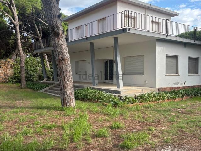Chalet, Castelldefels