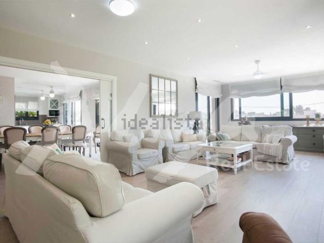 Chalet, Castelldefels