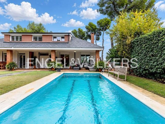 Chalet, Castelldefels