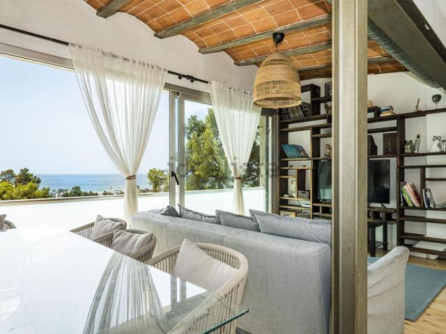 Chalet, Castelldefels