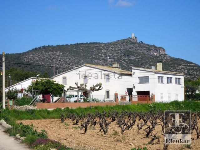 Chalet, Castellví de la Marca