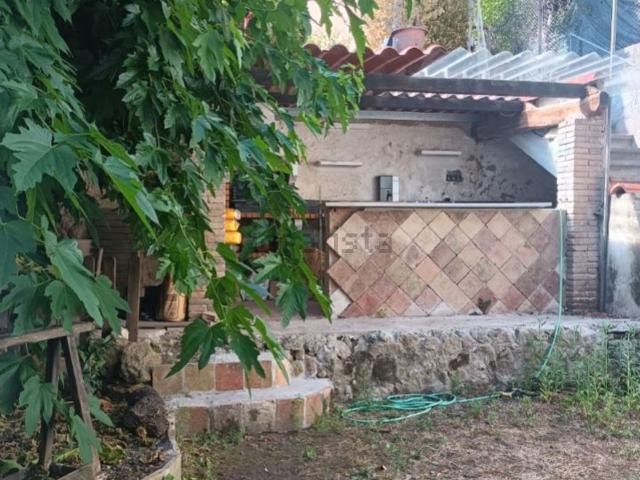 Chalet, Centelles