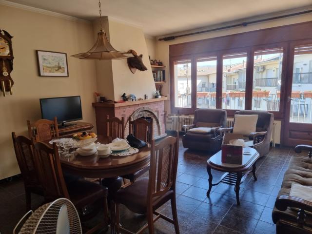Chalet, Centelles
