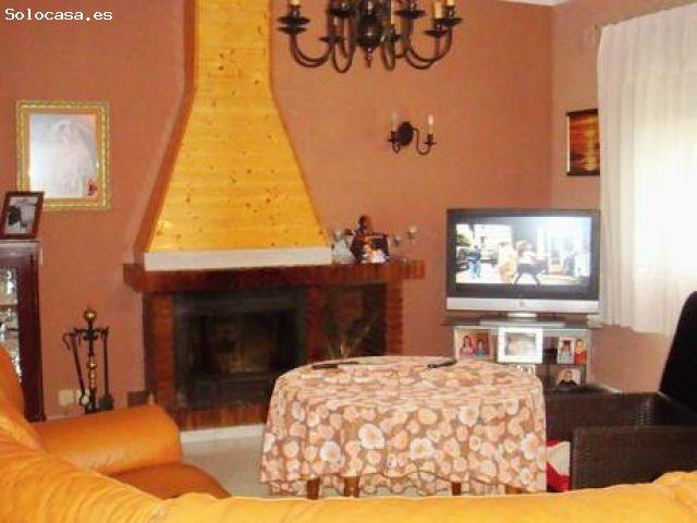 CHALET CERCA DE DOS HERMANAS, A POCOS MINUTOS DE SEVILLA
