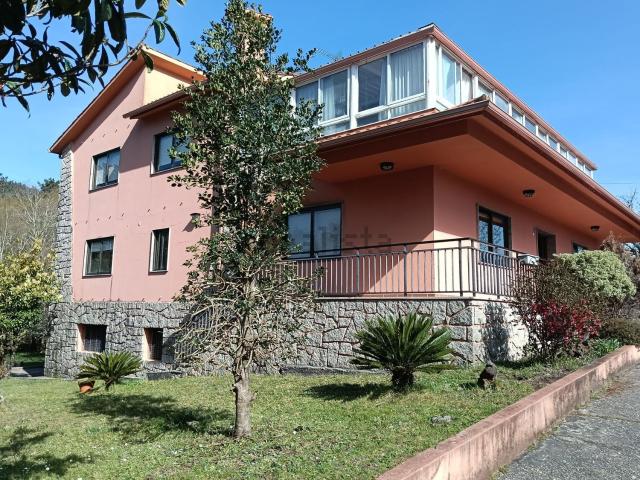 Chalet, Cerdedo Cotobade